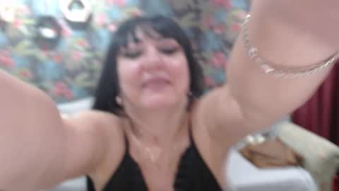 Snapshot of susanlanice chatting on October 4, 2025, 10:02 am SusanLaNice online show from October 4, 2025, 10:02 am