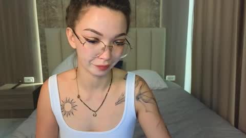 Snapshot of susannjohnson chatting on March 7, 2026, 1:13 am susannjohnson online show from March 7, 2026, 1:13 am