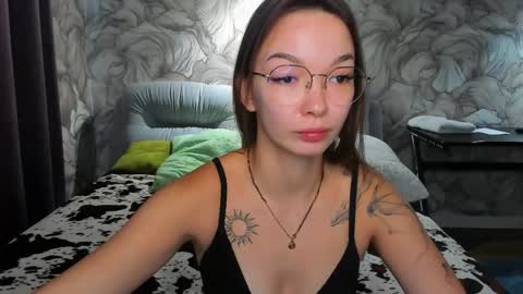 Snapshot of susannjohnson chatting on April 20, 2026, 12:24 am susannjohnson online show from April 20, 2026, 12:24 am