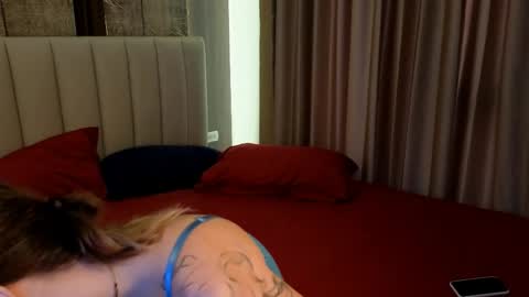 Snapshot of susannjohnson chatting on May 18, 2026, 12:07 am susannjohnson online show from May 18, 2026, 12:07 am