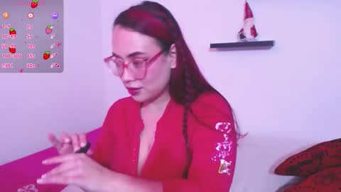 Snapshot of susanzoro99 chatting on December 17, 2025, 12:16 am Susan online show from December 17, 2025, 12:16 am