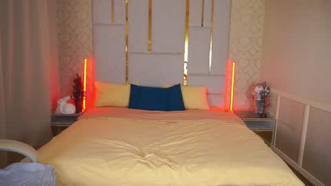 Susie online show from January 3, 2025, 8:10 am