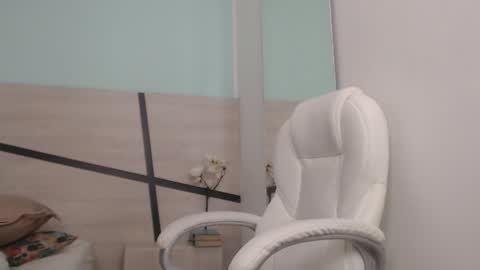 Snapshot of sussy_leon chatting on January 18, 2025, 6:32 pm sussy leon online show from January 18, 2025, 6:32 pm