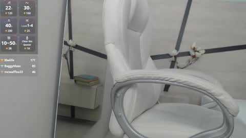 Snapshot of sussy_leon chatting on March 5, 2025, 7:27 pm sussy leon online show from March 5, 2025, 7:27 pm