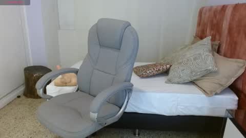 Snapshot of sussy_leon chatting on September 22, 2025, 12:40 pm sussy leon online show from September 22, 2025, 12:40 pm