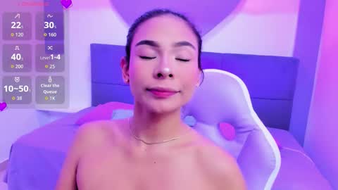 sussy_sweet4u online show from October 4, 2025, 10:24 am