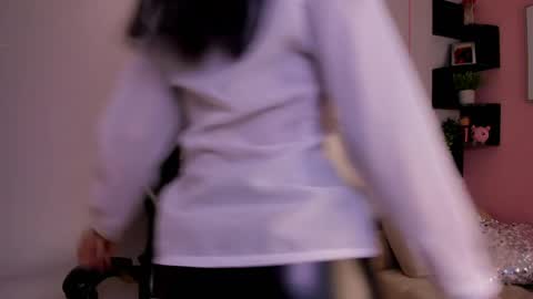 Sussy online show from April 6, 2026, 4:52 pm