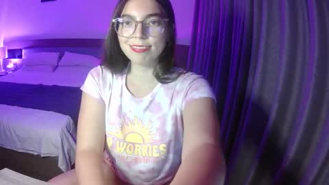 Snapshot of susyli chatting on November 12, 2025, 2:28 pm susyli online show from November 12, 2025, 2:28 pm
