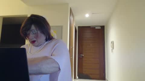My name is Sissy or more fully Suzanna Aprilia Maria Mariquita Catarina Chinita Banci. Soy una puta - que chimba ladybug online show from May 1, 2026, 6:34 pm