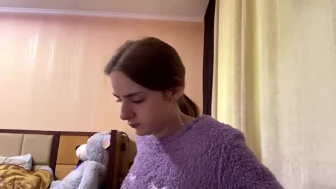 Snapshot of suzannetigerino chatting on May 16, 2026, 7:27 am Emila online show from May 16, 2026, 7:27 am