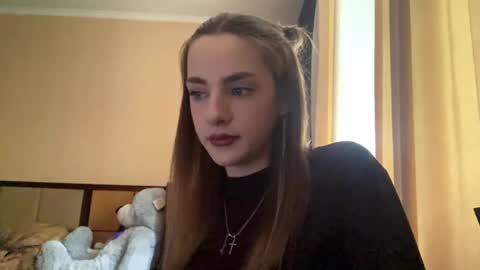 Snapshot of suzannetigerino chatting on May 17, 2026, 11:17 am Emila online show from May 17, 2026, 11:17 am
