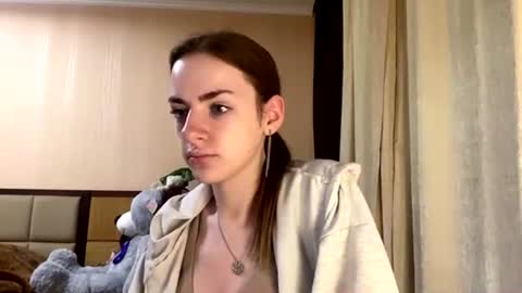 Snapshot of suzannetigerino chatting on June 30, 2026, 7:31 am Emila online show from June 30, 2026, 7:31 am