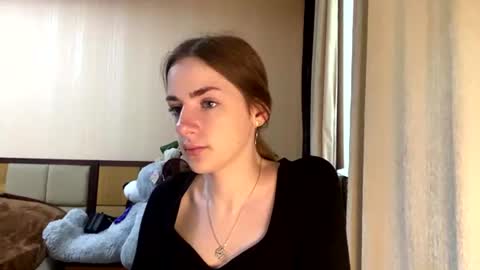 Snapshot of suzannetigerino chatting on July 5, 2026, 9:16 am Emila online show from July 5, 2026, 9:16 am