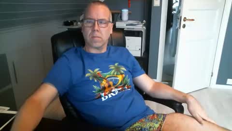 Tom online show from March 22, 2026, 8:51 am