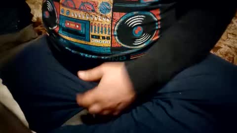 Snapshot of svetlio85 chatting on November 2, 2025, 10:23 pm Svetlio online show from November 2, 2025, 10:23 pm