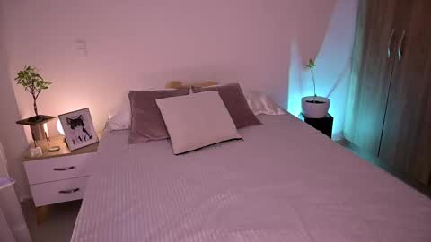 Snapshot of sw_sofi chatting on September 21, 2025, 1:40 am Sofis schedule 10pm until 4am GMT-5 online show from September 21, 2025, 1:40 am