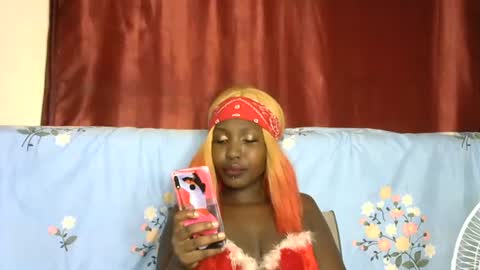 Snapshot of swagg_rasta chatting on January 29, 2025, 10:01 pm swagg rasta online show from January 29, 2025, 10:01 pm