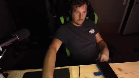 swaicy1990 online show from September 19, 2025, 9:26 pm