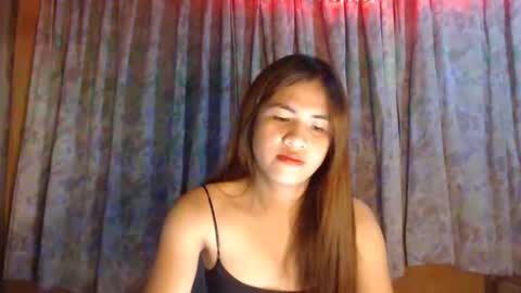 Snapshot of sweat_rema06 chatting on February 5, 2025, 1:15 am sweat_rema06 online show from February 5, 2025, 1:15 am