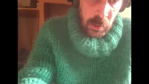 sweaterboy666 online show from February 4, 2025, 11:05 am