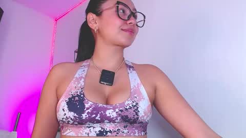 Snapshot of sweeet_amy chatting on September 20, 2025, 5:47 pm Amy IG sweeet amy0 online show from September 20, 2025, 5:47 pm