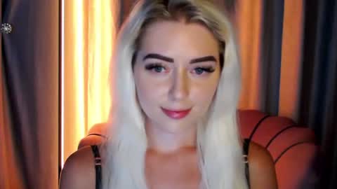 Snapshot of sweeet_angelll chatting on July 2, 2026, 5:08 pm sweeet angelll online show from July 2, 2026, 5:08 pm