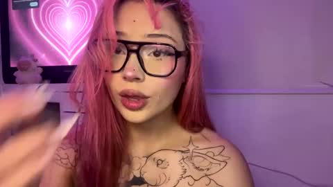 Snapshot of sweeetbabyy22 chatting on May 5, 2026, 8:11 am Valeria online show from May 5, 2026, 8:11 am