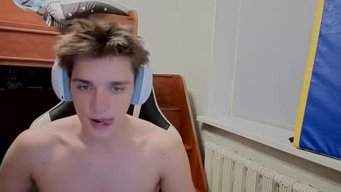 sweeetyangeel online show from October 23, 2025, 4:28 pm