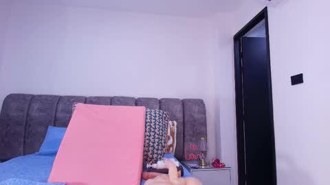 Debora  online show from November 15, 2025, 12:02 pm