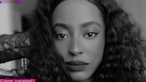 Snapshot of sweer_oshun chatting on July 26, 2026, 12:08 am Evangeline online show from July 26, 2026, 12:08 am