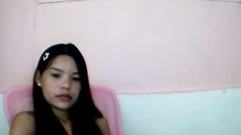 Snapshot of sweet01pinay chatting on June 19, 2026, 3:44 am sweet01pinay online show from June 19, 2026, 3:44 am