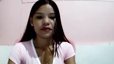 Snapshot of sweet01pinay chatting on July 5, 2026, 1:29 pm sweet01pinay online show from July 5, 2026, 1:29 pm