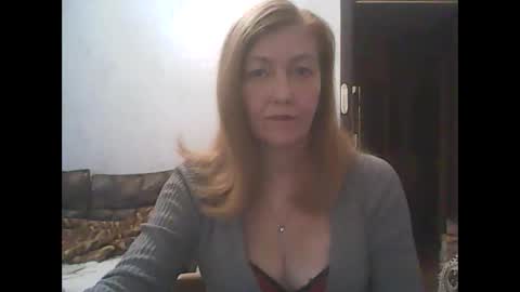 sweet4blonde67 online show from September 26, 2025, 9:46 am