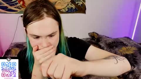 Haeyang  Torry online show from October 28, 2025, 5:26 pm