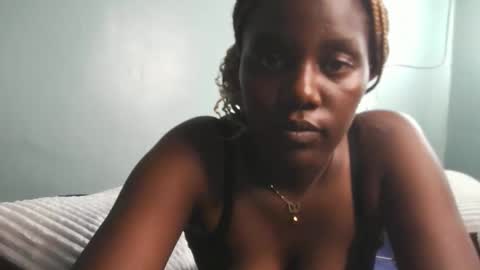 Snapshot of sweet69berry chatting on November 29, 2025, 12:52 pm sweet69berry online show from November 29, 2025, 12:52 pm