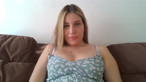 Sweet  alana online show from February 5, 2025, 8:25 pm