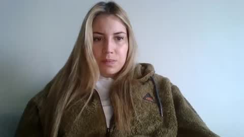 Sweet  alana online show from October 6, 2025, 4:26 pm