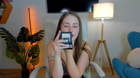 Snapshot of sweet__amily chatting on September 19, 2025, 12:17 pm Sweet Amily online show from September 19, 2025, 12:17 pm