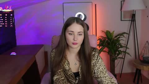 Snapshot of sweet__amily chatting on October 5, 2025, 12:14 pm Sweet Amily online show from October 5, 2025, 12:14 pm