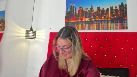 Snapshot of sweet__mature chatting on March 12, 2026, 4:57 pm Carolina online show from March 12, 2026, 4:57 pm