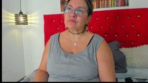Snapshot of sweet__mature chatting on April 2, 2026, 6:49 pm Carolina online show from April 2, 2026, 6:49 pm