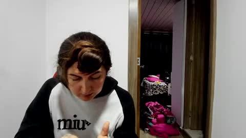 Snapshot of sweet__suck69bitch chatting on February 19, 2025, 5:16 am sweet__suck69bitch online show from February 19, 2025, 5:16 am