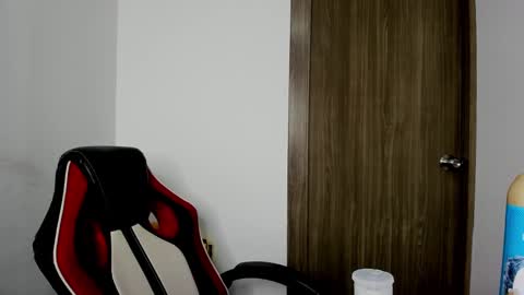 Snapshot of sweet__suck69bitch chatting on February 22, 2025, 10:09 pm sweet__suck69bitch online show from February 22, 2025, 10:09 pm