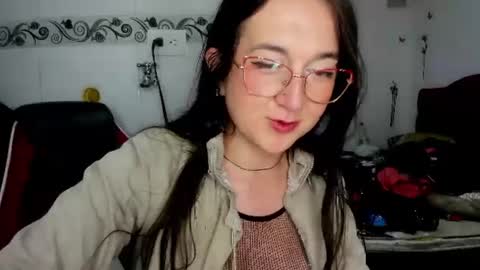 sweet__suck69bitch online show from June 29, 2026, 4:52 am