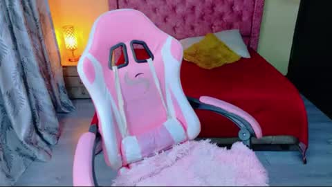 Snapshot of sweet__thang chatting on June 23, 2026, 1:36 am sweet__thang online show from June 23, 2026, 1:36 am