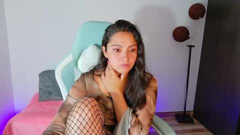 Snapshot of sweet_ahiana chatting on May 28, 2026, 12:46 pm ahinara online show from May 28, 2026, 12:46 pm