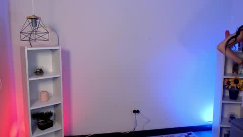 Alexa online show from November 21, 2025, 2:21 am