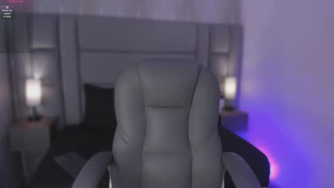 Amily online show from February 13, 2026, 4:19 am