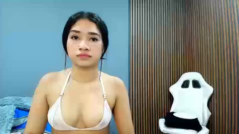 sweet Ayshel online show from September 24, 2025, 10:24 pm