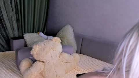 Alice online show from April 2, 2026, 4:04 pm